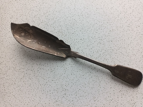 Antique cutlery fish thingy - cutlery,