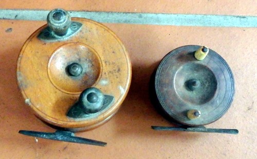 Antique wooden fishing reels - 2,