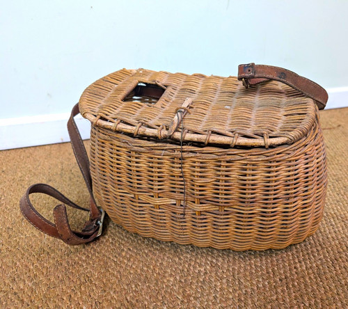 Antique vintage wicker - vintage, fly