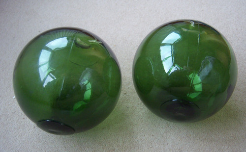 Vintage green glass fishing - green,