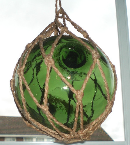 Vintage netted green - netted, glass